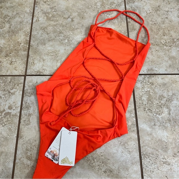 New Agua Bendita Kali Solid One-Piece Swimsuit size M - Picture 7 of 13